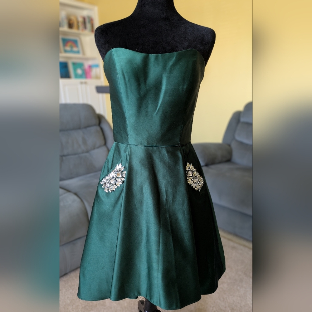 Blondie Nites by Stacy Sklar Formal Dress in Emerald with Embellished Details